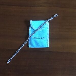 Tiffany & Co. Silver Continuous Bows Link Bracelet vintage
